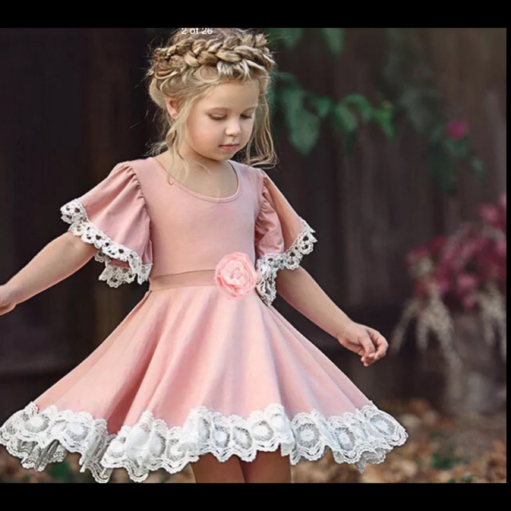 NWT beautiful little girls dress